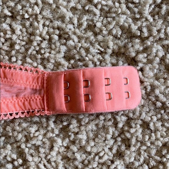 Victoria’s Secret Push Up bra - Picture 4 of 7